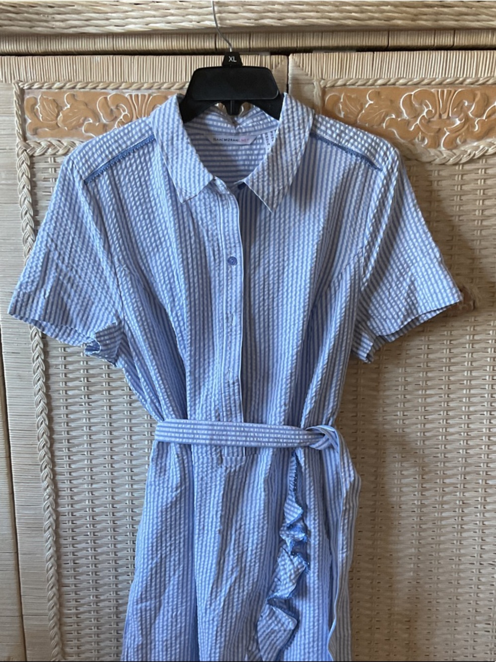 Issac Mizrahi EUC Seersucker Dress